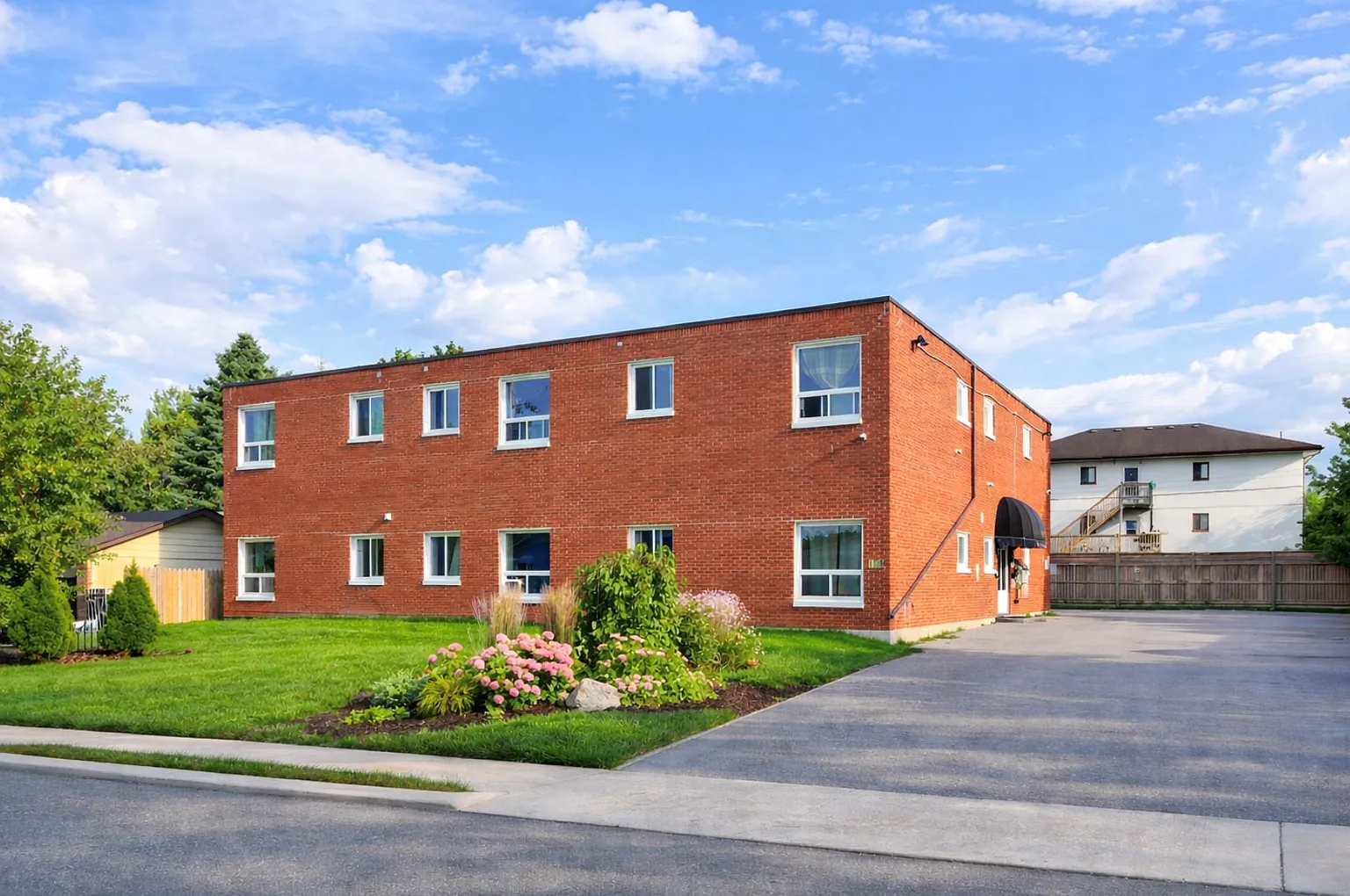 139 Queen St #4 photo 1