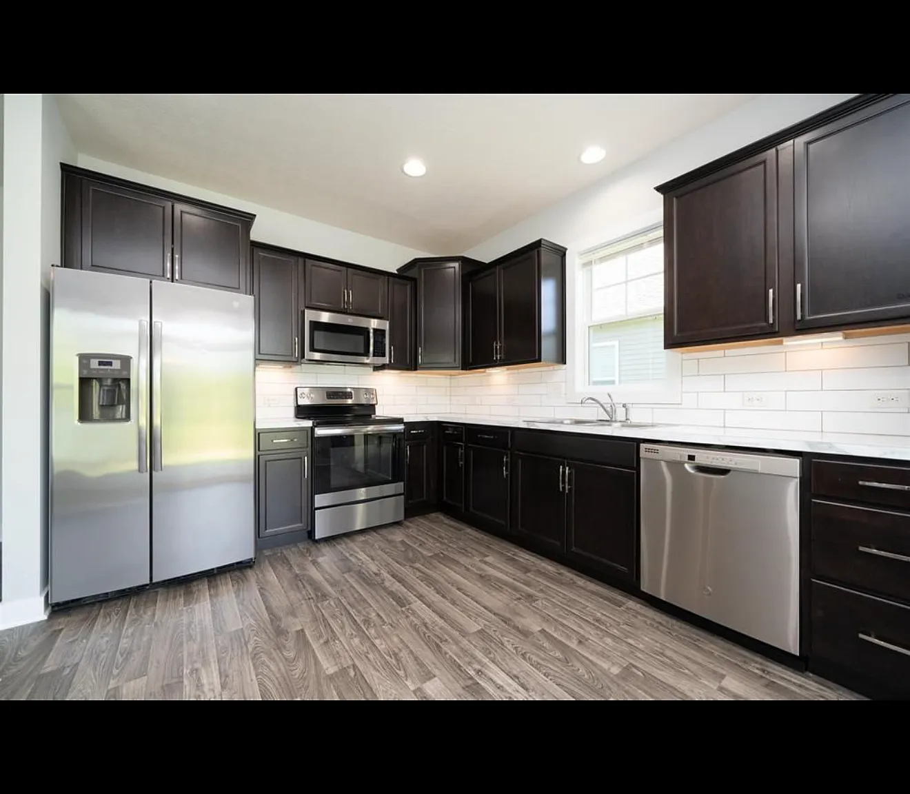 3 bed, 1194 sqft, $1,750 — Photo 4