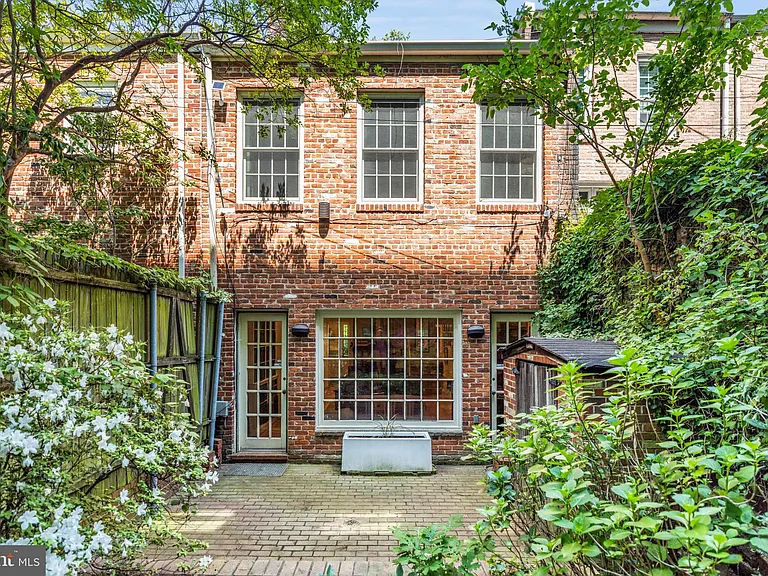 2426 I St NW — Photo 30