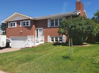 1707 Mitchell St, Laramie, WY 82072