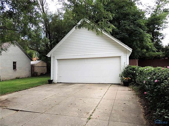 4th image of 3134 Wendover Dr