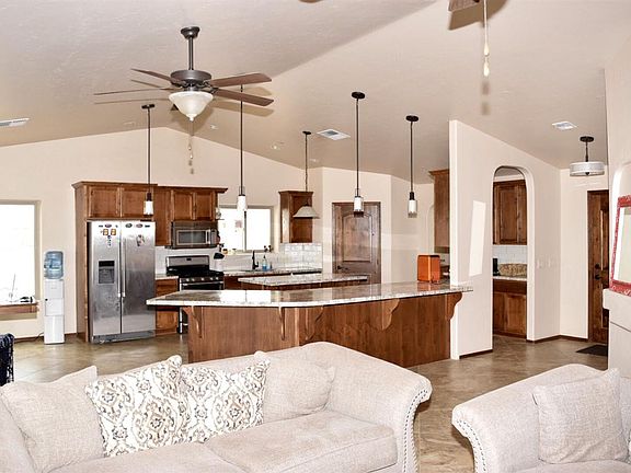 5th image of 3574 S 18th Ave