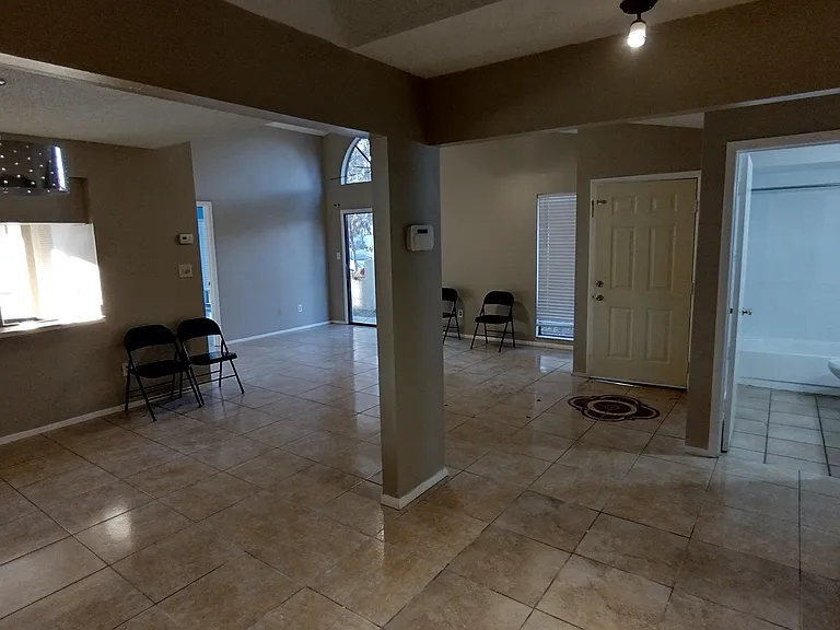 629 Golden Sunshine Cir — Photo 46