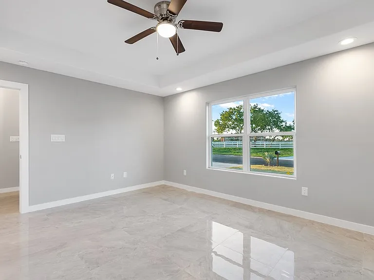 4 Augusta Dr — Photo 19