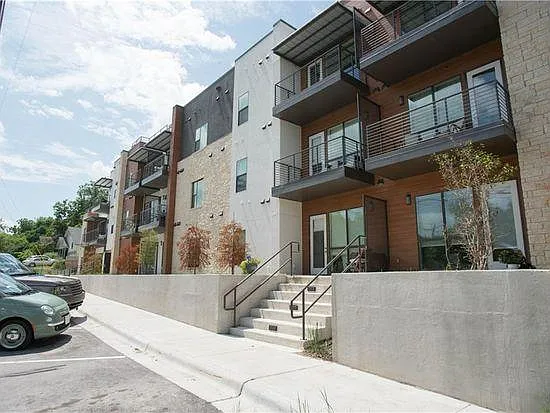 207 W Johanna St #105 — Photo 33