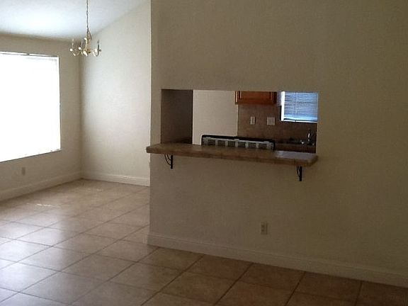 2nd image of 1512 Moccasin Dr