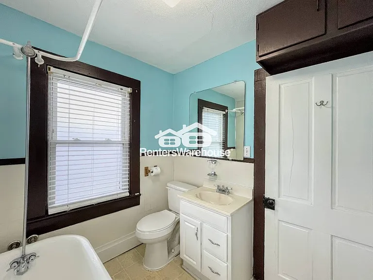 315 Highland Ave — Photo 20