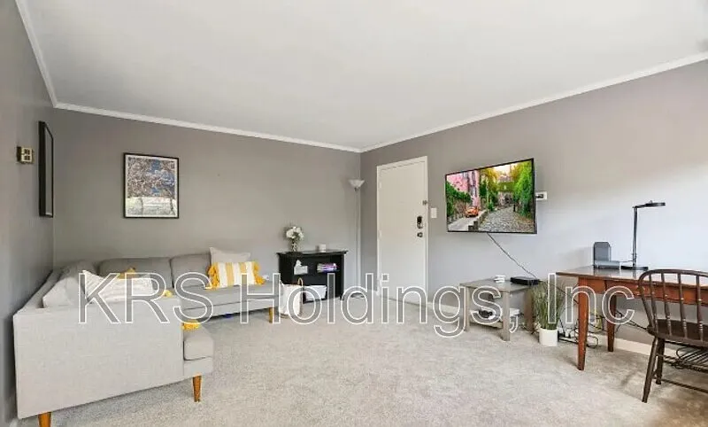 1 bed, 1.0 bath, 687 sqft, $1,925 — Photo 3