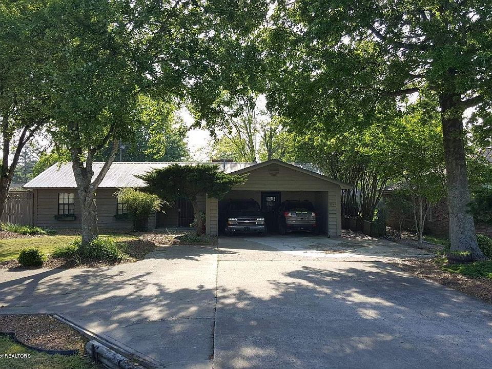 1st image of 1524 W Lee Dr