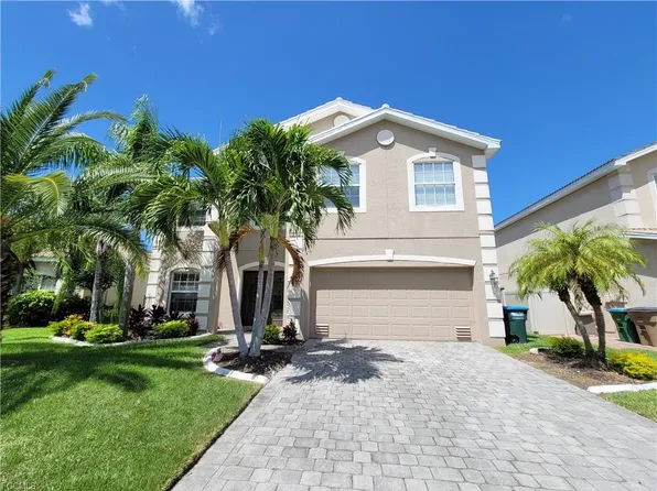 2149 Cape Heather Cir, Cape Coral, FL 33991