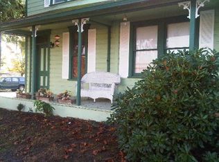 1046 NE 2nd St, McMinnville, OR