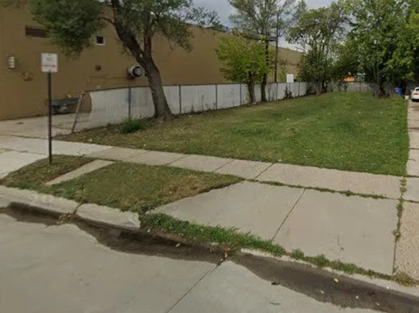 8061 Maxwell Ave, Warren, MI 48089