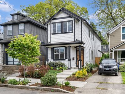 5546 SE Oak St, Portland, OR, 97215