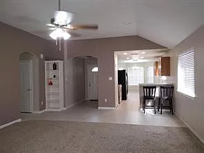 3 bed, 2.0 bath, 1621 sqft, $1,775 — Photo 4