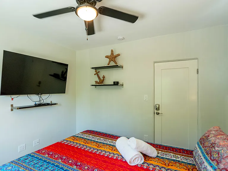 4621 Soria Dr — Photo 16