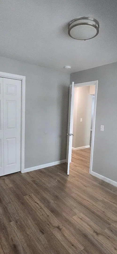 1363 Vineland Ct SE - 1367 Vineland — Photo 3