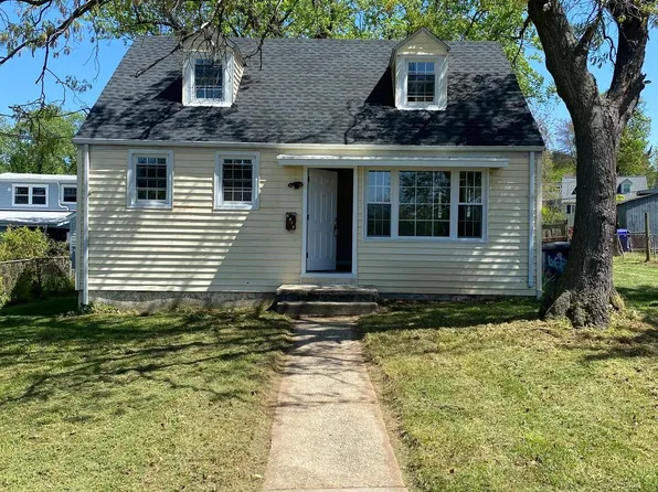 6612 Powhatan St, Riverdale, MD 20737