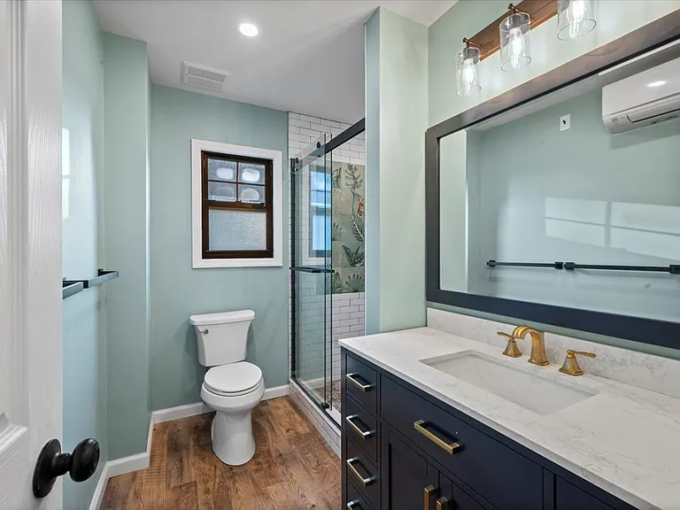 90 Ditmars St — Photo 19