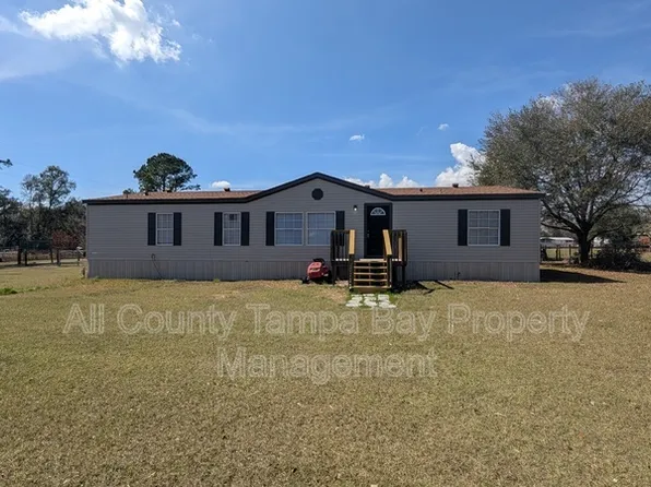 3753 Oakwood Dr, Wesley Chapel, FL 33543