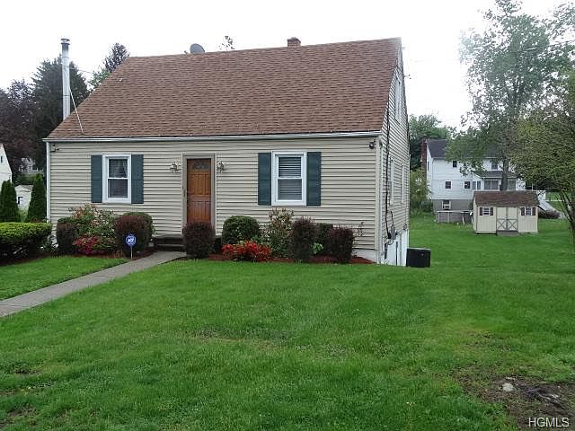 1st image of 224 Pine St