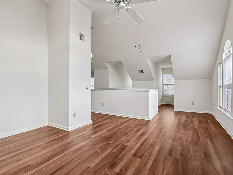 Autumn Park Apartments — Photo 56