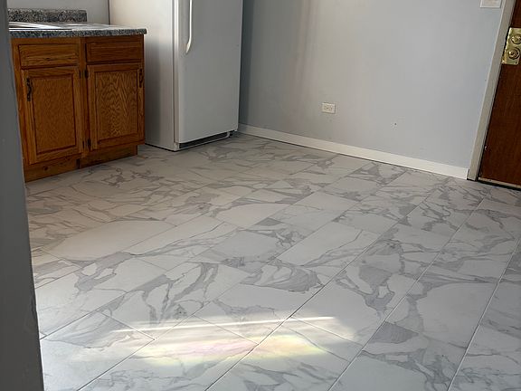 2nd image of 1120 Orchard Ave APT 2