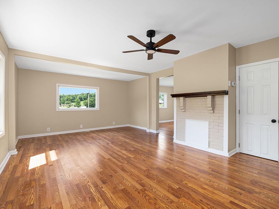 1st image of 2879 Carroll Creek Rd