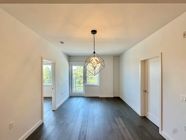 4908 Cambie St #304 — Photo 14