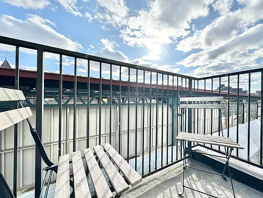 Rented by Doorway NYC, LLC | media 17