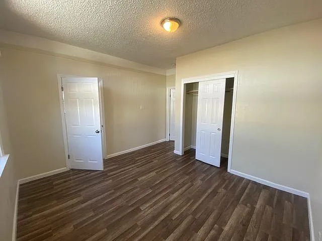 102 Broadway St — Photo 30