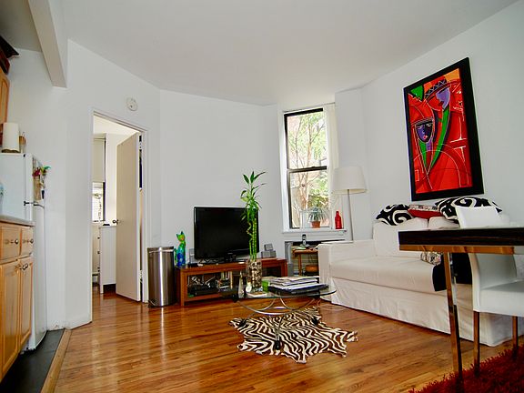 3rd image of 268 W 84th St APT 4D