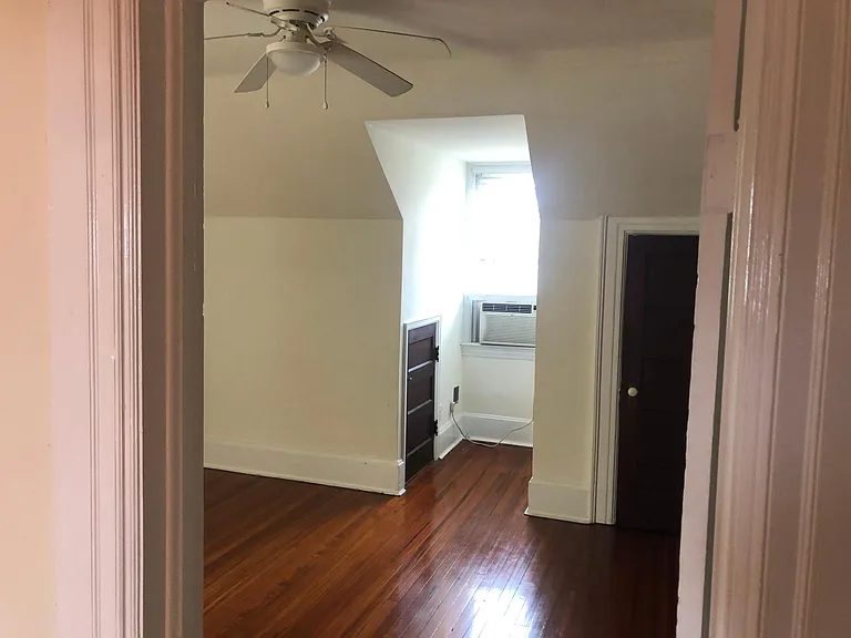 1400 Colonial Ave #5 — Photo 11