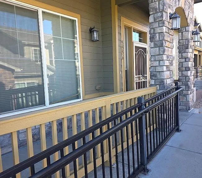 5556 W 72nd Pl — Photo 1