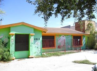 1915 S Meadow St, Laredo, TX 78046