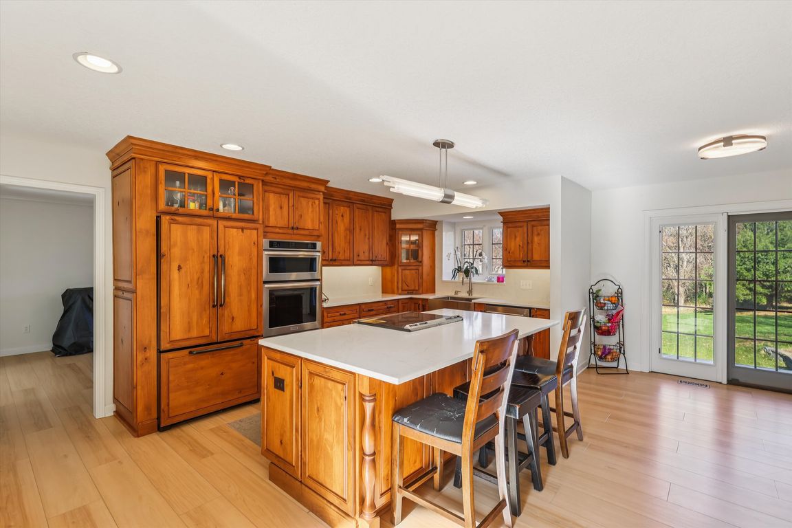 next background image