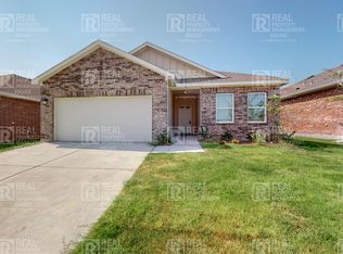 1549 Shadow Hawk Dr, Haslet, TX 76052