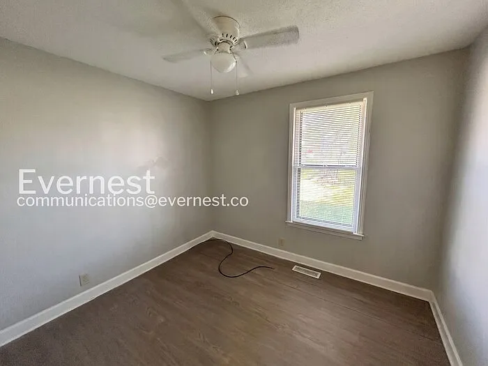 212 New Shackle Island Rd — Photo 12