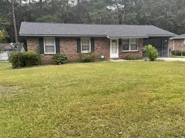 131 Robinhood Rd, Hartsville, SC 29550