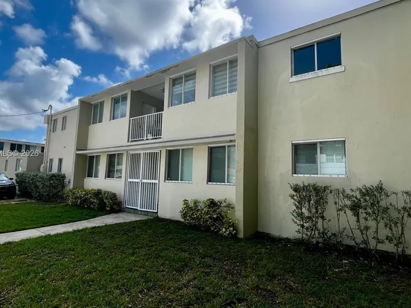 695 SW 11th St APT 204, Miami, FL 33129