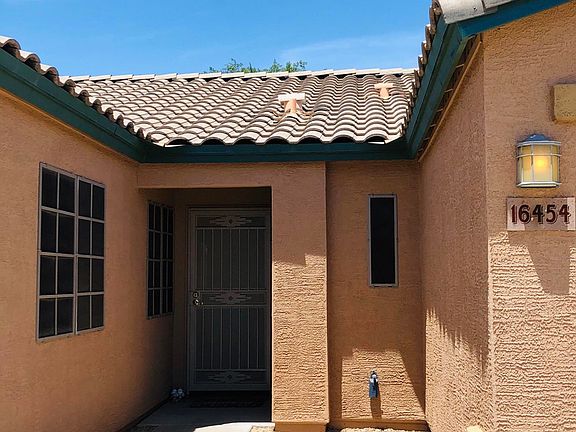 3rd image of 16454 W Sandra Ln