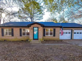 608 S Garland St, Overton, TX 75684