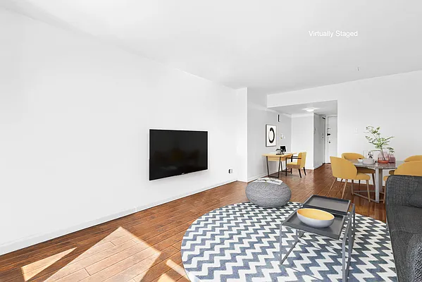 Sold by Compass | media 5