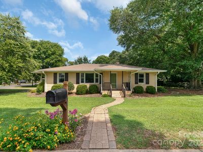 810 Lakeview Dr, Pineville, NC, 28134