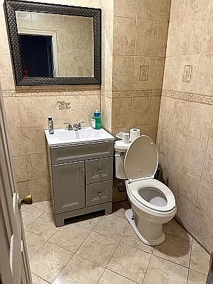 5th image of 894 Lafayette Ave APT 3