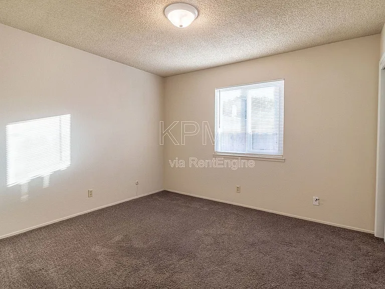 2178 Lucerne Ave — Photo 7