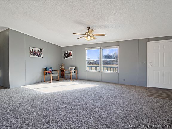 5th image of 17403 E Meadow Ln