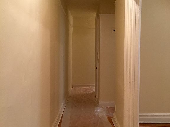 5th image of 225 Parkside Ave APT 3A