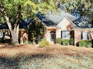 305 Rhodes Chase Ct, Alpharetta, GA 30004