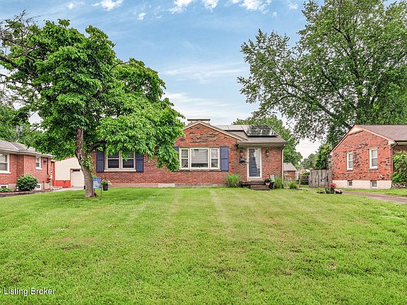 5th image of 2617 Meadow Dr