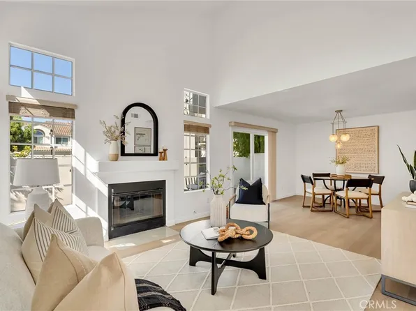 122 Almador, Irvine, CA 92614